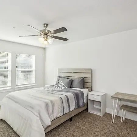 Luxury Townhome Near Downtown And Pensacola Beach Exterior photo