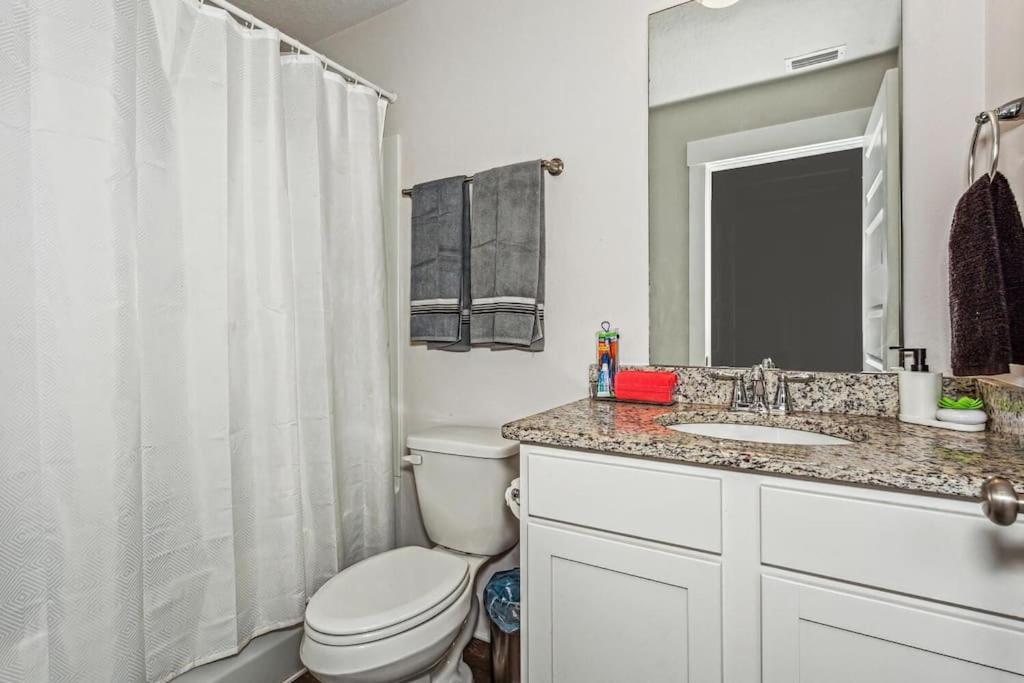Luxury Townhome Near Downtown And Apartment Pensacola