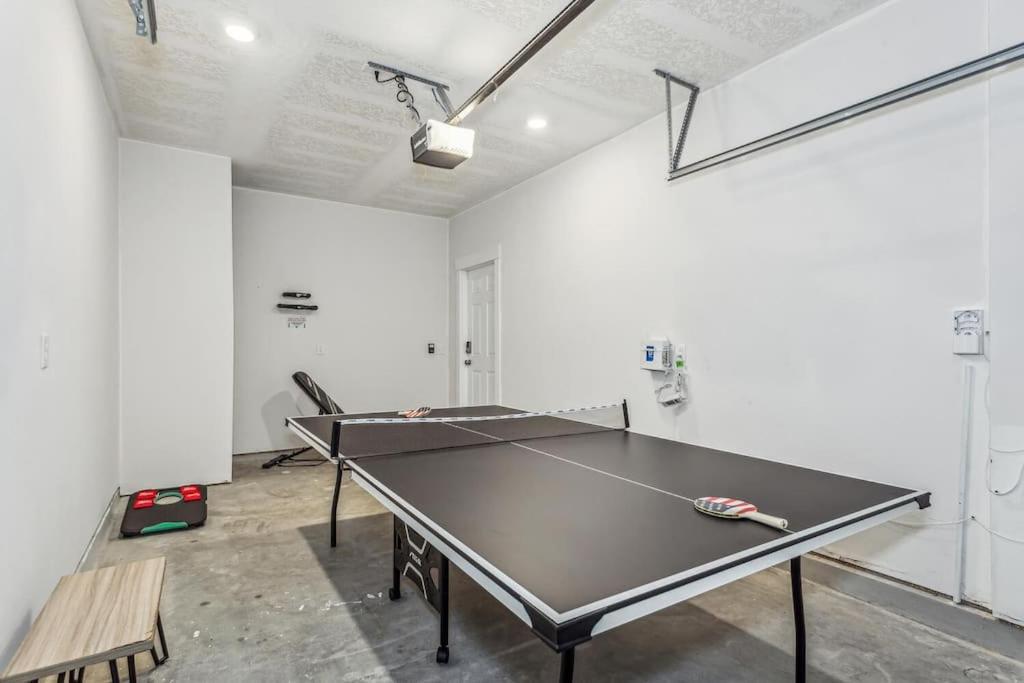 Luxury Townhome Near Downtown And Pensacola